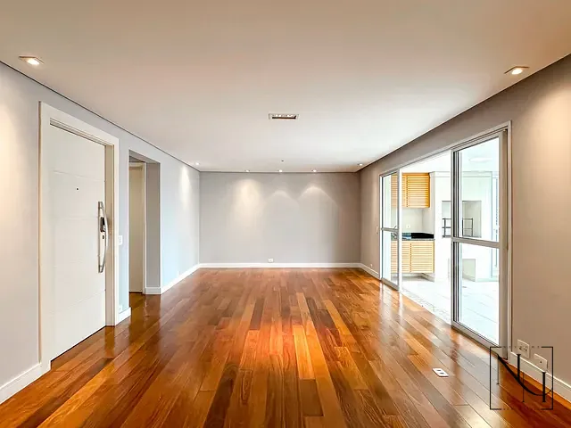 Apartamento com 145m² 3 quartos e 5 banheiros, à venda, no bairro Brooklin Paulista em São Paulo