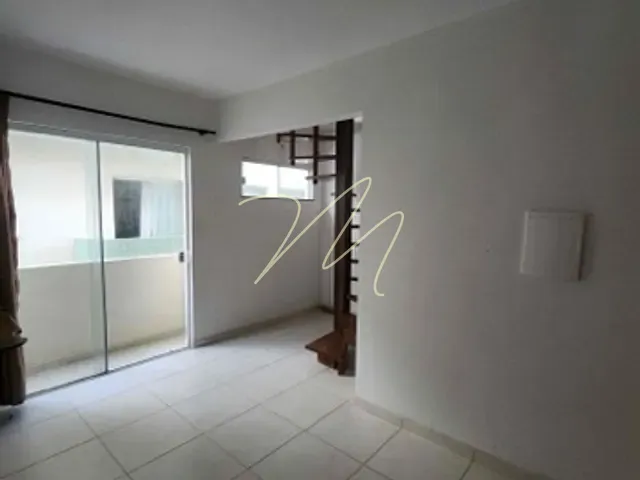 Apartamento 2 quartos e 2 banheiros, à venda, no bairro Nossa Senhora da Vitória em Ilhéus