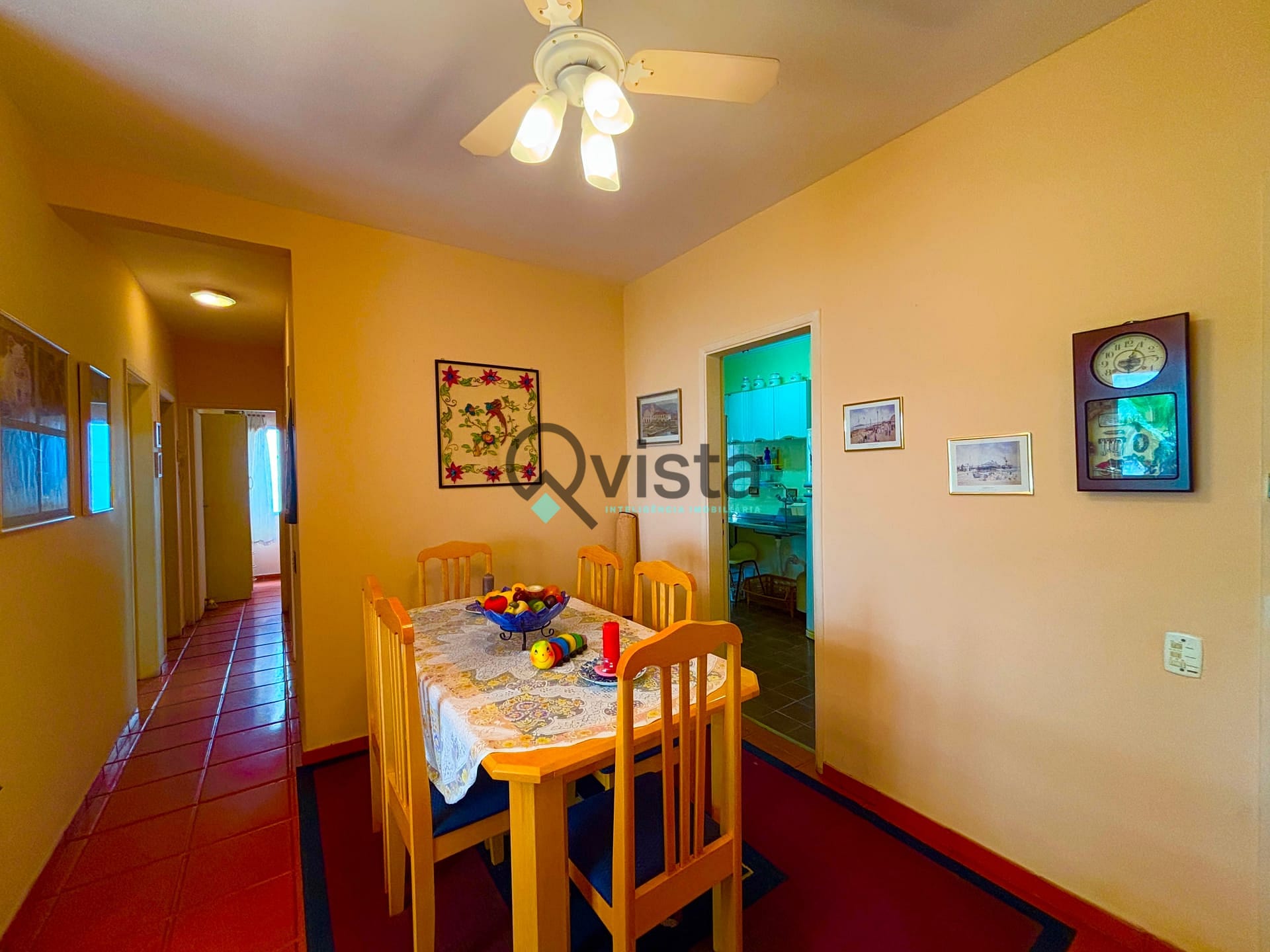 Apartamento à venda com 2 quartos, 70m² - Foto 3