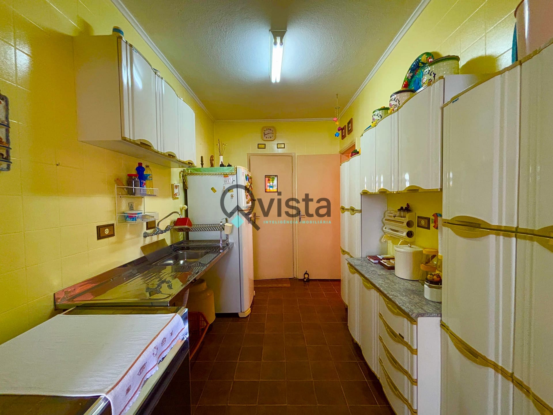 Apartamento à venda com 2 quartos, 70m² - Foto 18
