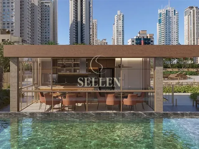 Apartamento com 244m² 4 quartos e 1 banheiro, à venda, no bairro Centro em Balneário Camboriú