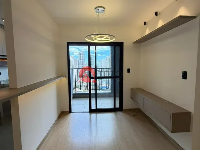 Apartamento 2 quartos e 2 banheiros, para alugar, no bairro Zona 08 em Maringá