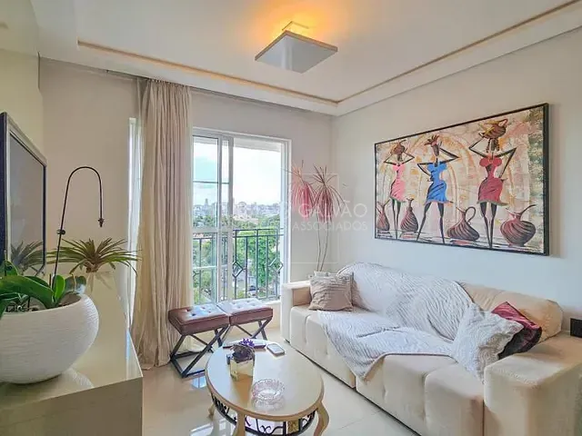 Apartamento com 75m² 3 quartos e 2 banheiros, à venda, no bairro Cristo Rei em Curitiba