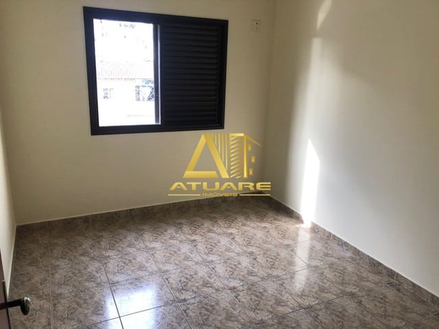 Apartamento com 1m² 3 quartos e 1 banheiro, para alugar, no bairro Centro em Pouso Alegre