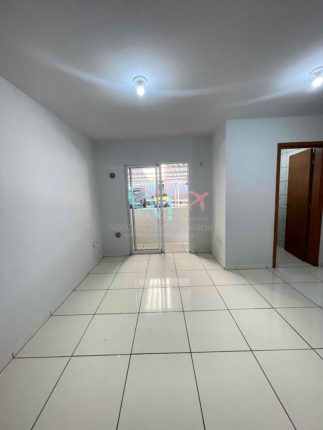 Apartamento à venda com 2 quartos, 59m² - Foto 4