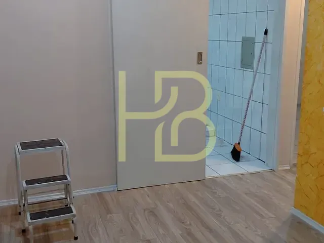 Apartamento 2 quartos e 1 banheiro, para alugar, no bairro Jardim Refúgio em Sorocaba