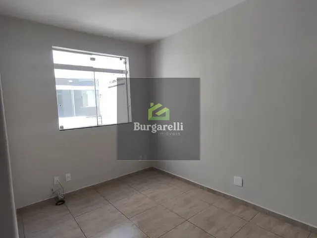 Apartamento 2 quartos e 2 banheiros, para alugar, no bairro Centro em Lavras