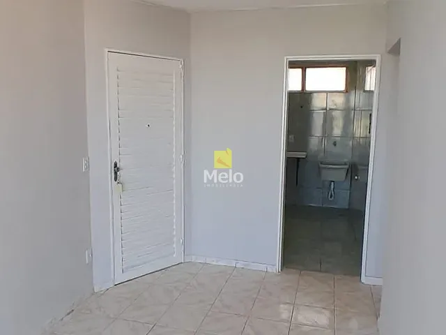 Apartamento 2 quartos e 1 banheiro, para alugar, no bairro Setor Central (Gama) em Brasília