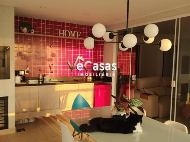 Apartamento com 135m² 3 quartos e 2 banheiros, à venda, no bairro Extensão do Bosque em Rio das Ostras