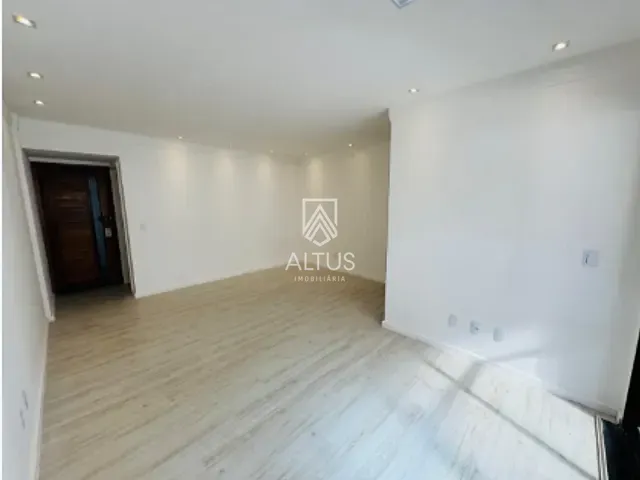 Apartamento 3 quartos e 3 banheiros, à venda, no bairro Candeal em Salvador