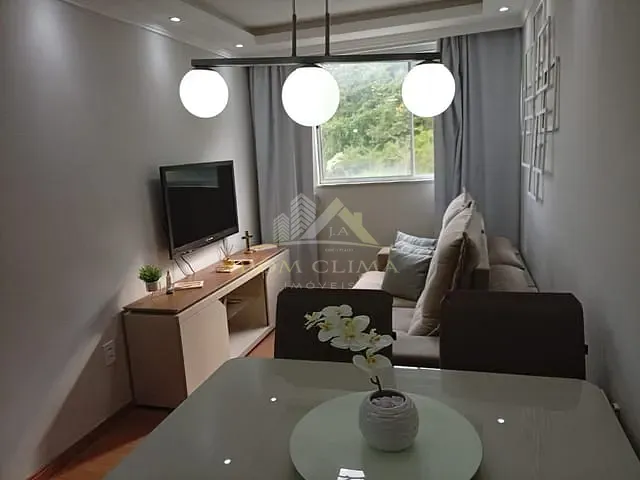 Apartamento 2 quartos e 1 banheiro, à venda, no bairro Teixeiras em Juiz de Fora