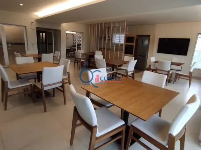 Apartamento à venda, no bairro Canto do Forte em Praia Grande
