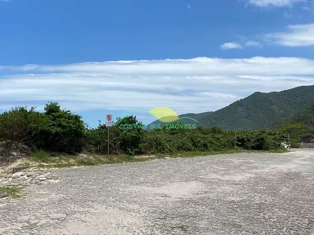 Apartamento com 120m² 2 quartos e 2 banheiros, à venda, no bairro Açores em Florianópolis