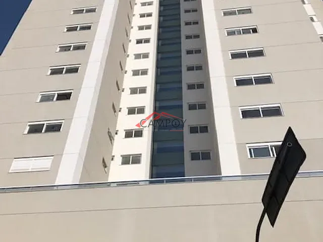 Apartamento 3 quartos e 5 banheiros, à venda, no bairro Centro em Apucarana