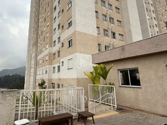 Apartamento 2 quartos e 1 banheiro, para alugar, no bairro Jardim Adelfiore em São Paulo