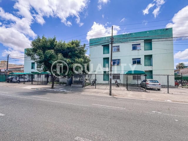 Apartamento 3 quartos e 2 banheiros, à venda ou para alugar, no bairro Amadeu Furtado em Fortaleza