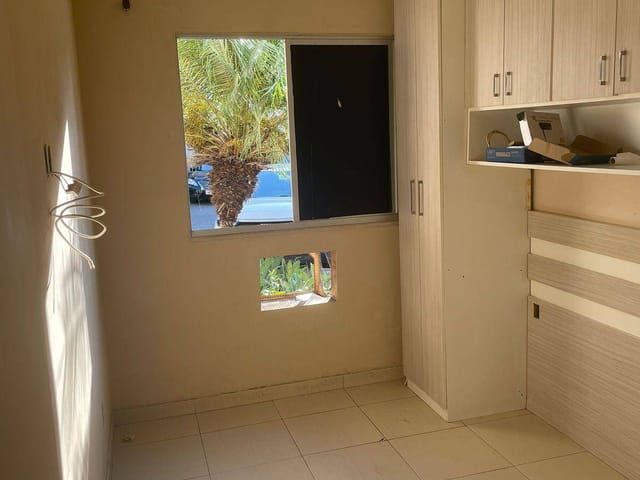 Apartamento 2 quartos e 1 banheiro, à venda, no bairro Senador Vasconcelos em Rio de Janeiro