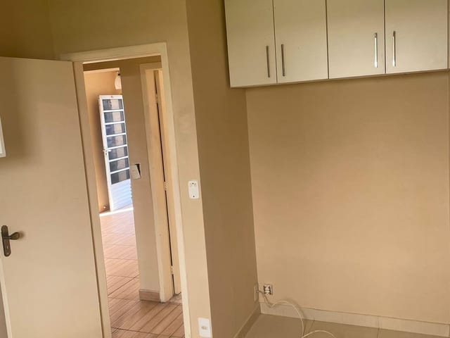 Apartamento 2 quartos e 1 banheiro, à venda, no bairro Senador Vasconcelos em Rio de Janeiro