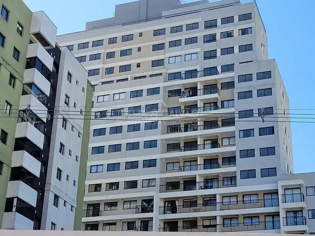 Apartamento com 36m² 1 quarto e 1 banheiro, para alugar, no bairro Portão em Curitiba