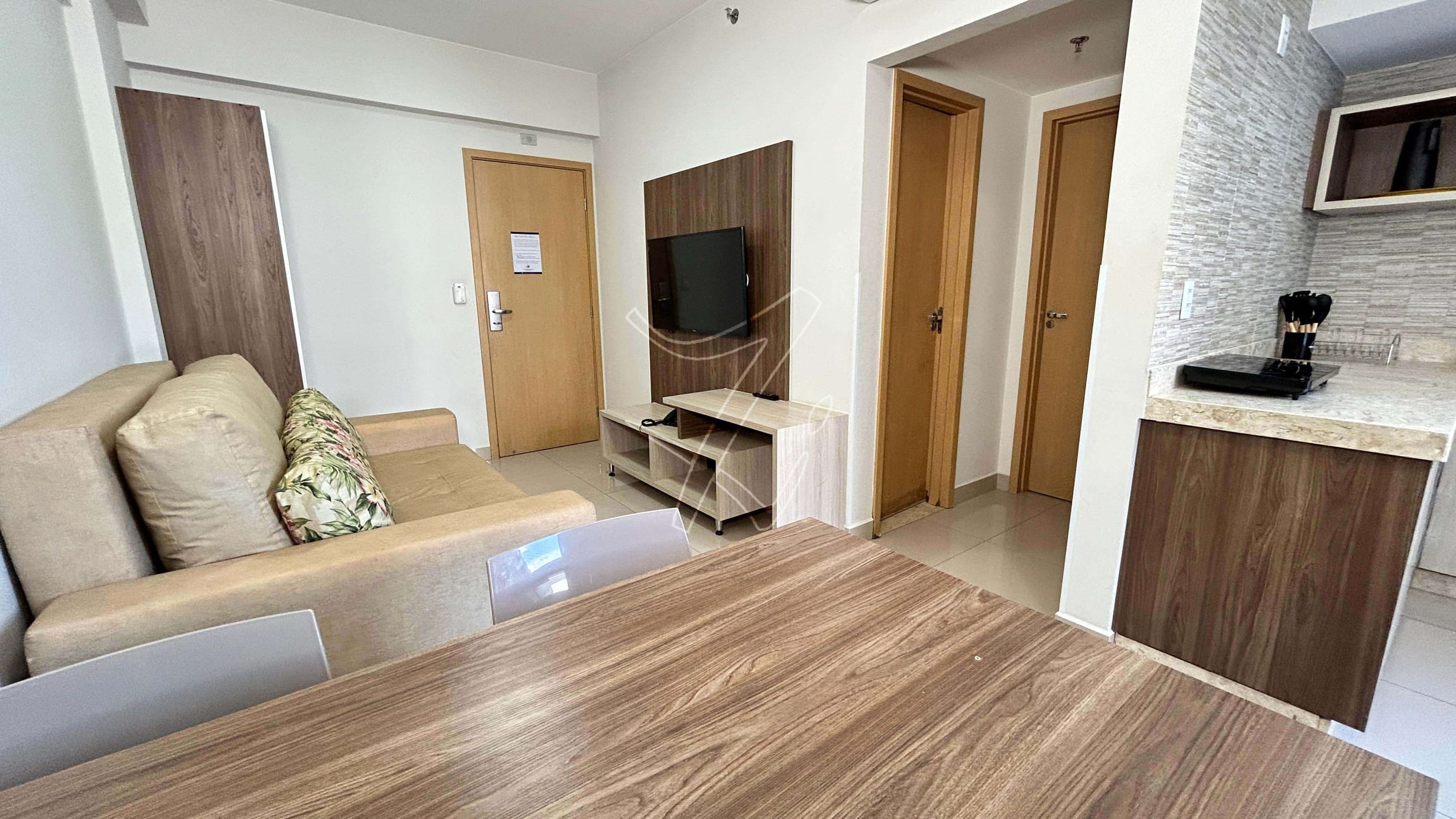 Apartamento à venda com 1 quarto, 44m² - Foto 2