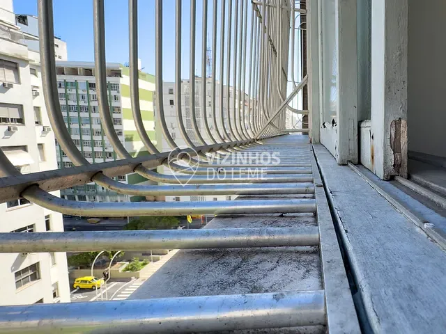 Apartamento com 124m² 3 quartos e 3 banheiros, à venda, no bairro Leme em Rio de Janeiro