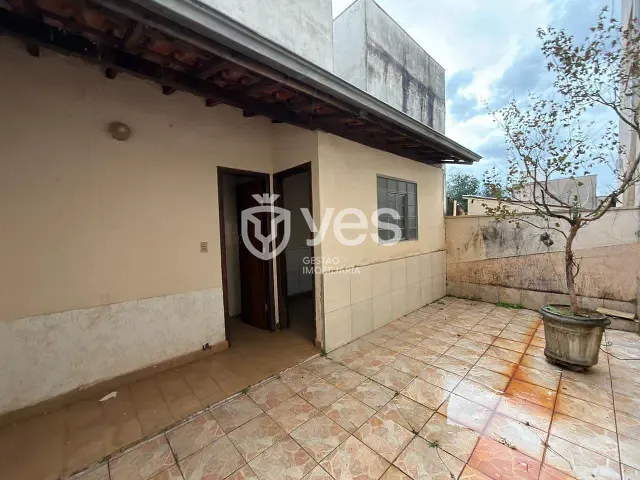 Apartamento 3 quartos e 2 banheiros, à venda, no bairro Centro em Araxá