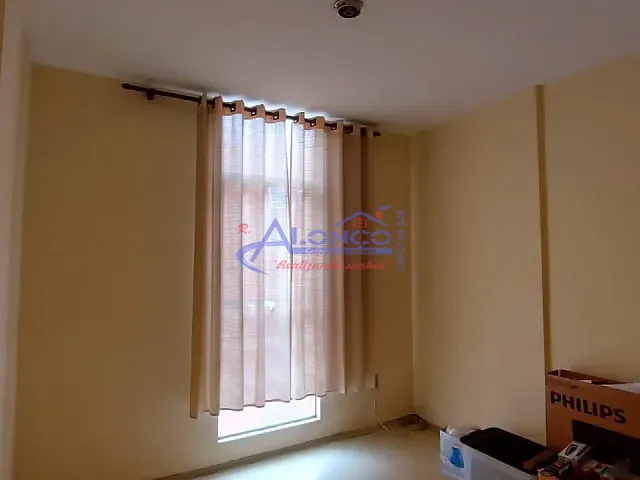 Apartamento 2 quartos e 1 banheiro, à venda, no bairro Parque Santo Antônio em Jacareí