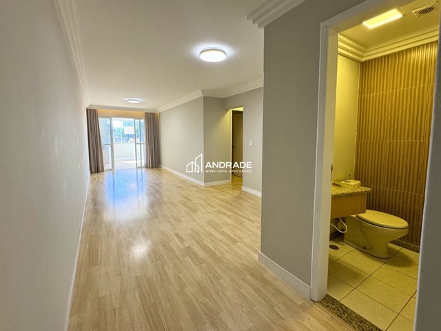 Apartamento com 192m² 2 quartos e 1 banheiro, à venda, no bairro Centro em Apucarana