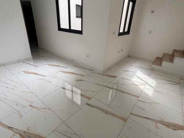 Apartamento 2 quartos e 2 banheiros, à venda, no bairro Parque Erasmo Assunção em Santo André