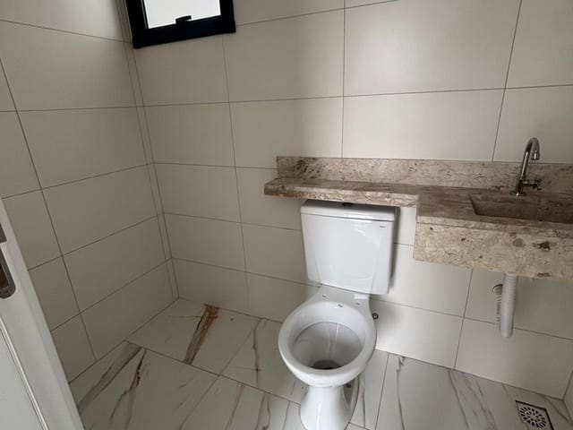 Apartamento 2 quartos e 2 banheiros, à venda, no bairro Parque Erasmo Assunção em Santo André
