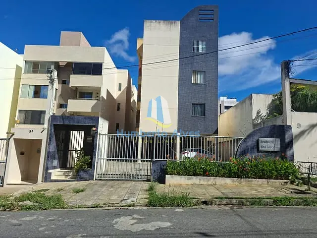 Apartamento 2 quartos e 2 banheiros, à venda, no bairro Candeias em Vitória da Conquista
