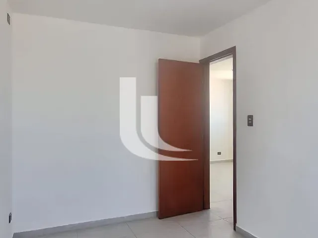 Apartamento 2 quartos e 1 banheiro, para alugar, no bairro Brás em São Paulo
