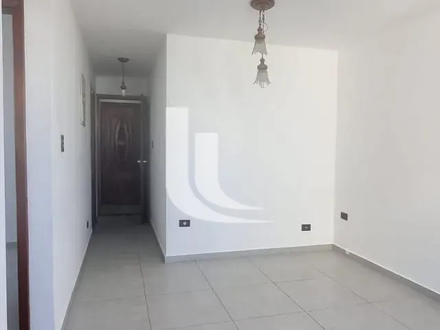 Apartamento 2 quartos e 1 banheiro, para alugar, no bairro Brás em São Paulo