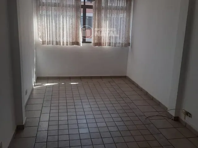 Apartamento com 77m² 2 quartos e 1 banheiro, à venda, no bairro Conjunto Café em Londrina