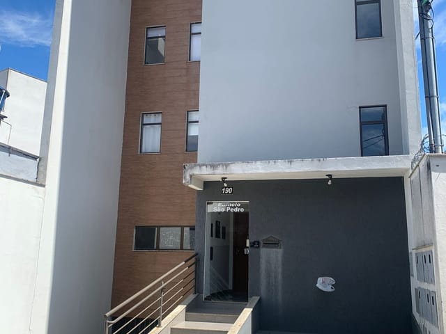 Apartamento 2 quartos e 1 banheiro, à venda, no bairro São Pedro em Juiz de Fora