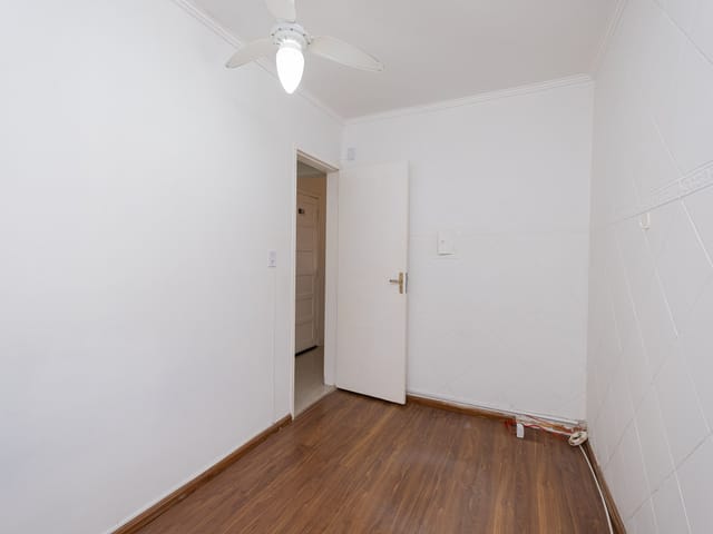 Apartamento com 65m² 3 quartos e 1 banheiro, para alugar, no bairro Areal em Pelotas