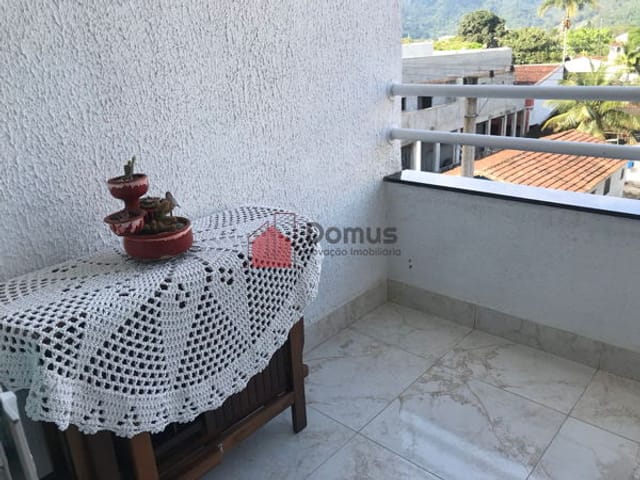 Apartamento à venda, no bairro Itaguá em Ubatuba