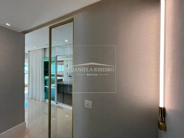 Apartamento 3 quartos e 5 banheiros, à venda, no bairro Gleba Fazenda Palhano em Londrina