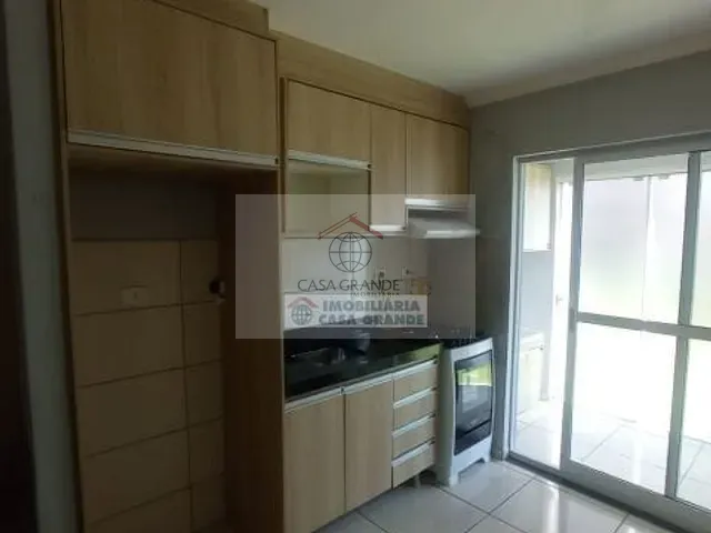 Apartamento 2 quartos e 1 banheiro, para alugar, no bairro Centro em Rolândia