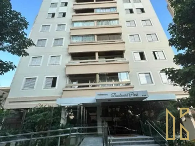 Apartamento 3 quartos e 2 banheiros, à venda, no bairro Centro em Londrina
