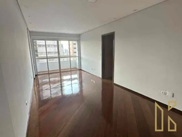 Apartamento 3 quartos e 2 banheiros, à venda, no bairro Centro em Londrina