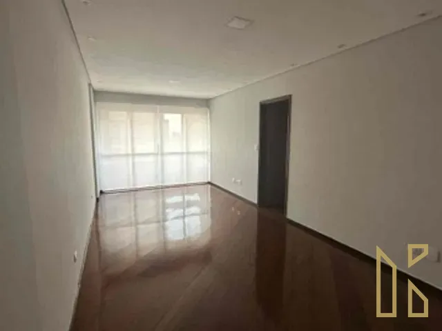 Apartamento 3 quartos e 2 banheiros, à venda, no bairro Centro em Londrina