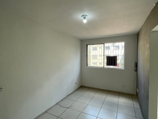 Apartamento com 50m² 1 quarto e 1 banheiro, para alugar, no bairro Senador Vasconcelos em Rio de Janeiro