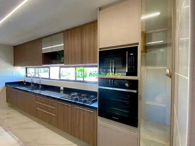 Apartamento com 225m² 4 quartos e 5 banheiros, à venda, no bairro Jóquei em Teresina