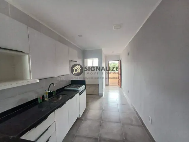Apartamento 2 quartos e 2 banheiros, à venda ou para alugar, no bairro Guriri em Cabo Frio