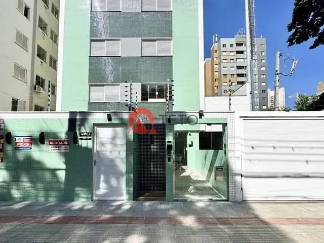 Apartamento 1 quarto e 1 banheiro, à venda ou para alugar, no bairro Zona 01 em Maringá