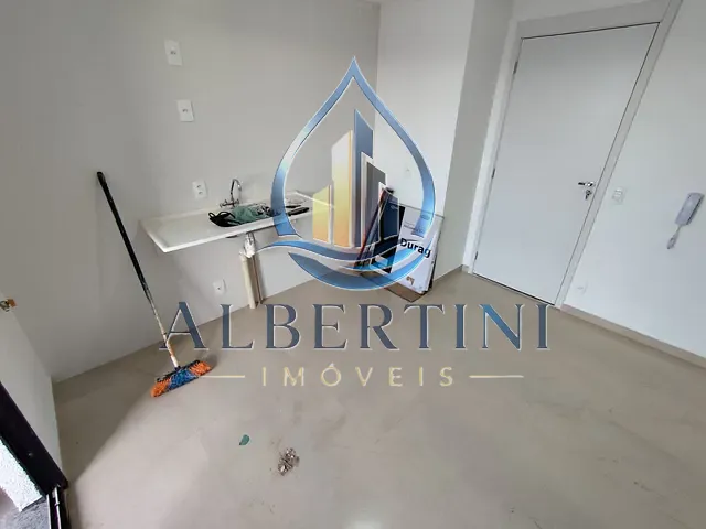 Apartamento com 38m² 2 quartos e 1 banheiro, para alugar, no bairro Lapa de Baixo em São Paulo
