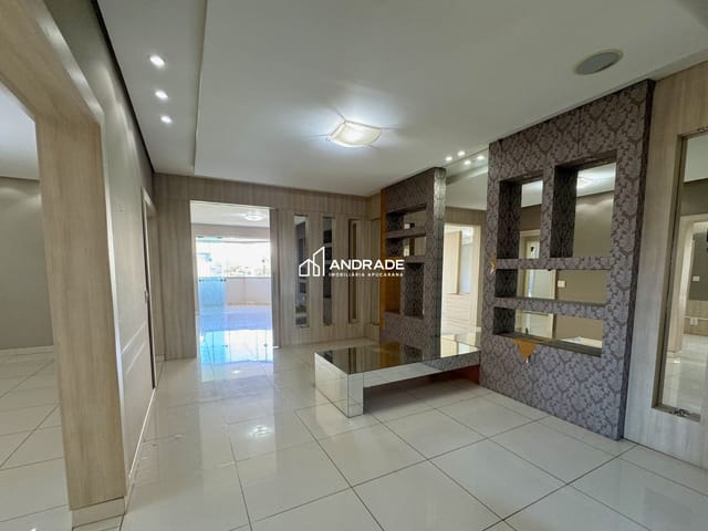 Apartamento com 270m² 3 quartos e 3 banheiros, para alugar, no bairro Centro em Apucarana