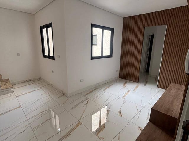 Apartamento 2 quartos e 2 banheiros, à venda, no bairro Parque Erasmo Assunção em Santo André