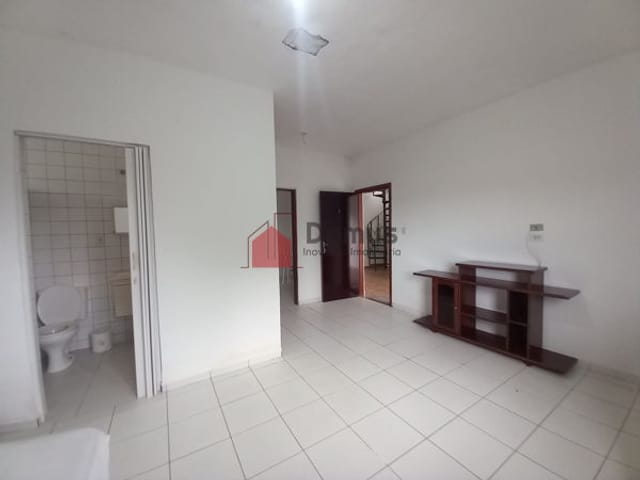 Apartamento para alugar, no bairro Jardim Cristina em Pindamonhangaba